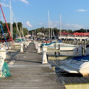 Meet your Posher, Christina